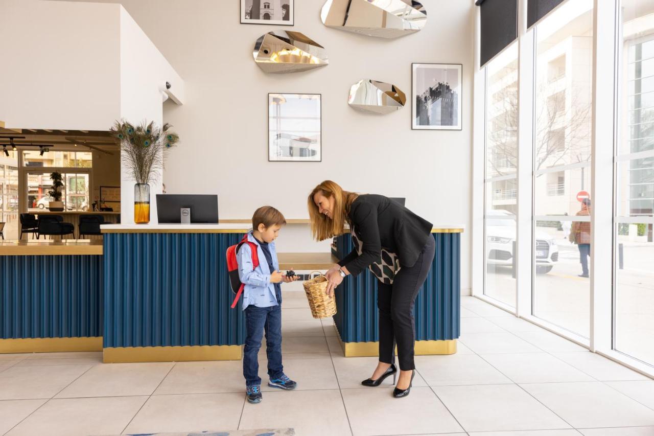 Hotel Indigo Cagnes-Sur-Mer By Ihg Esterno foto