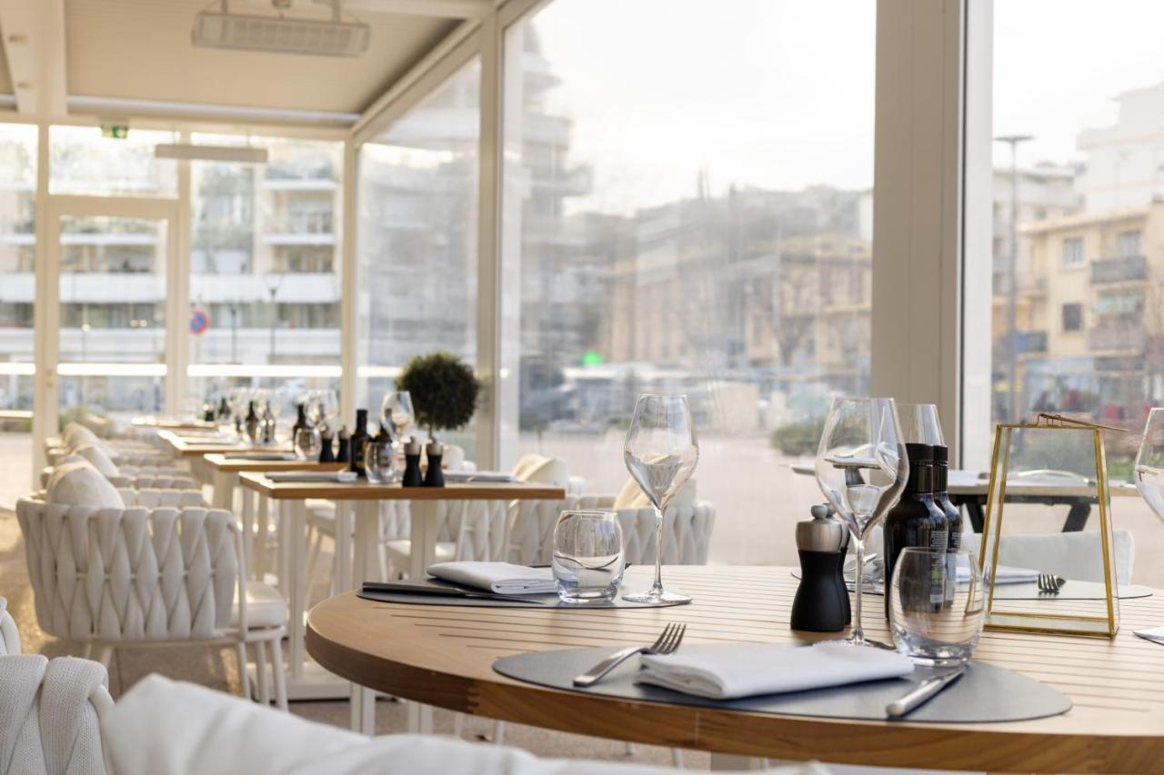 Hotel Indigo Cagnes-Sur-Mer By Ihg Esterno foto