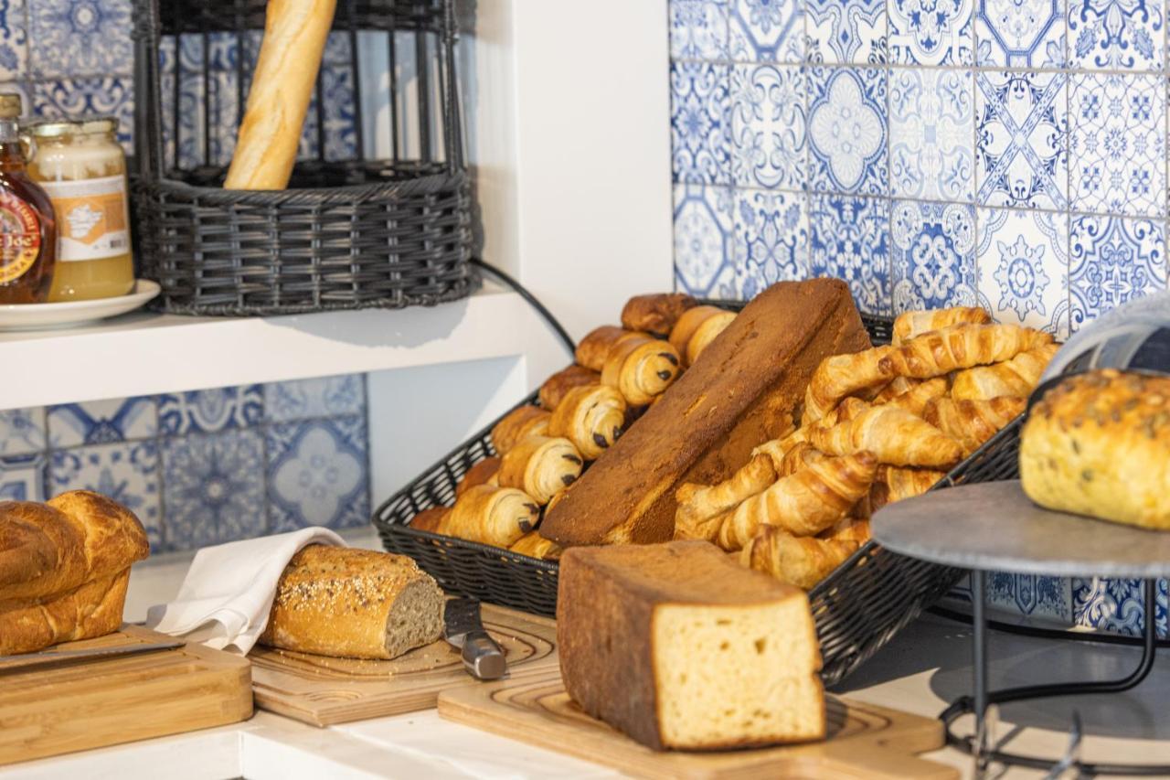 Hotel Indigo Cagnes-Sur-Mer By Ihg Esterno foto