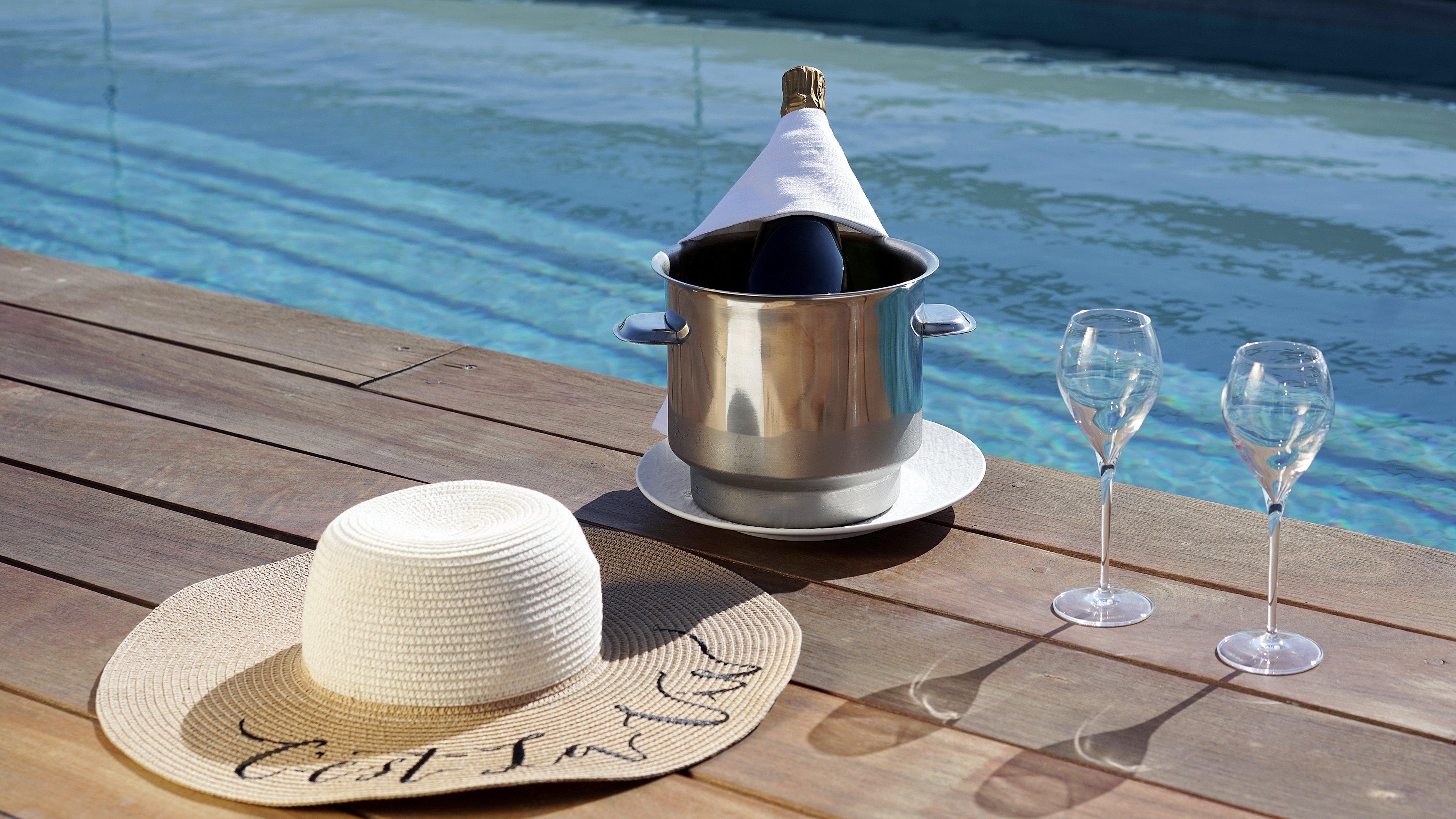 Hotel Indigo Cagnes-Sur-Mer By Ihg Esterno foto