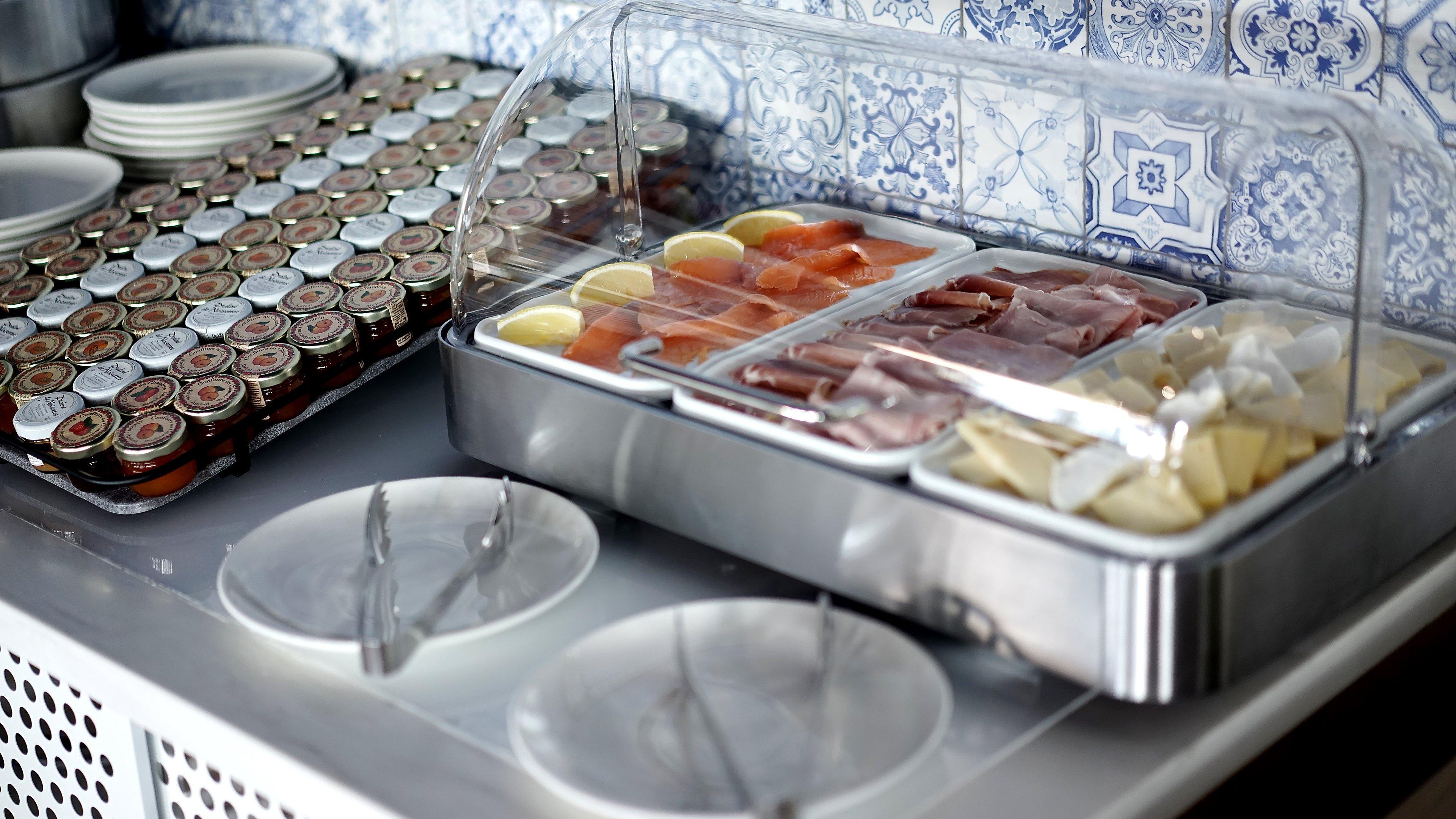 Hotel Indigo Cagnes-Sur-Mer By Ihg Esterno foto