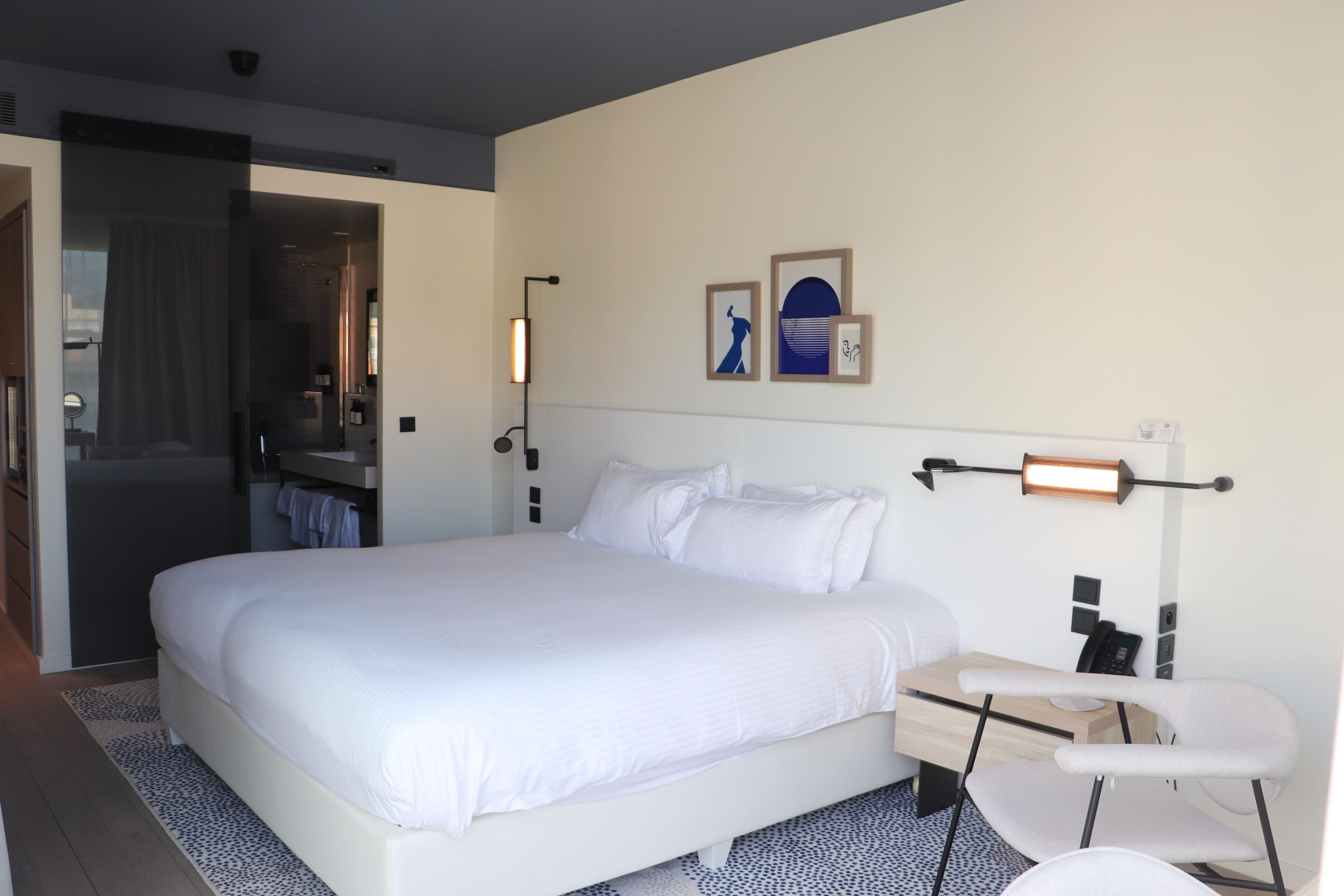 Hotel Indigo Cagnes-Sur-Mer By Ihg Esterno foto